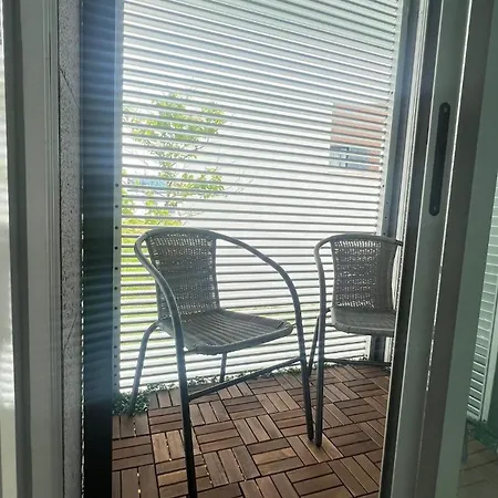 Center House - Azure Waters Daire *